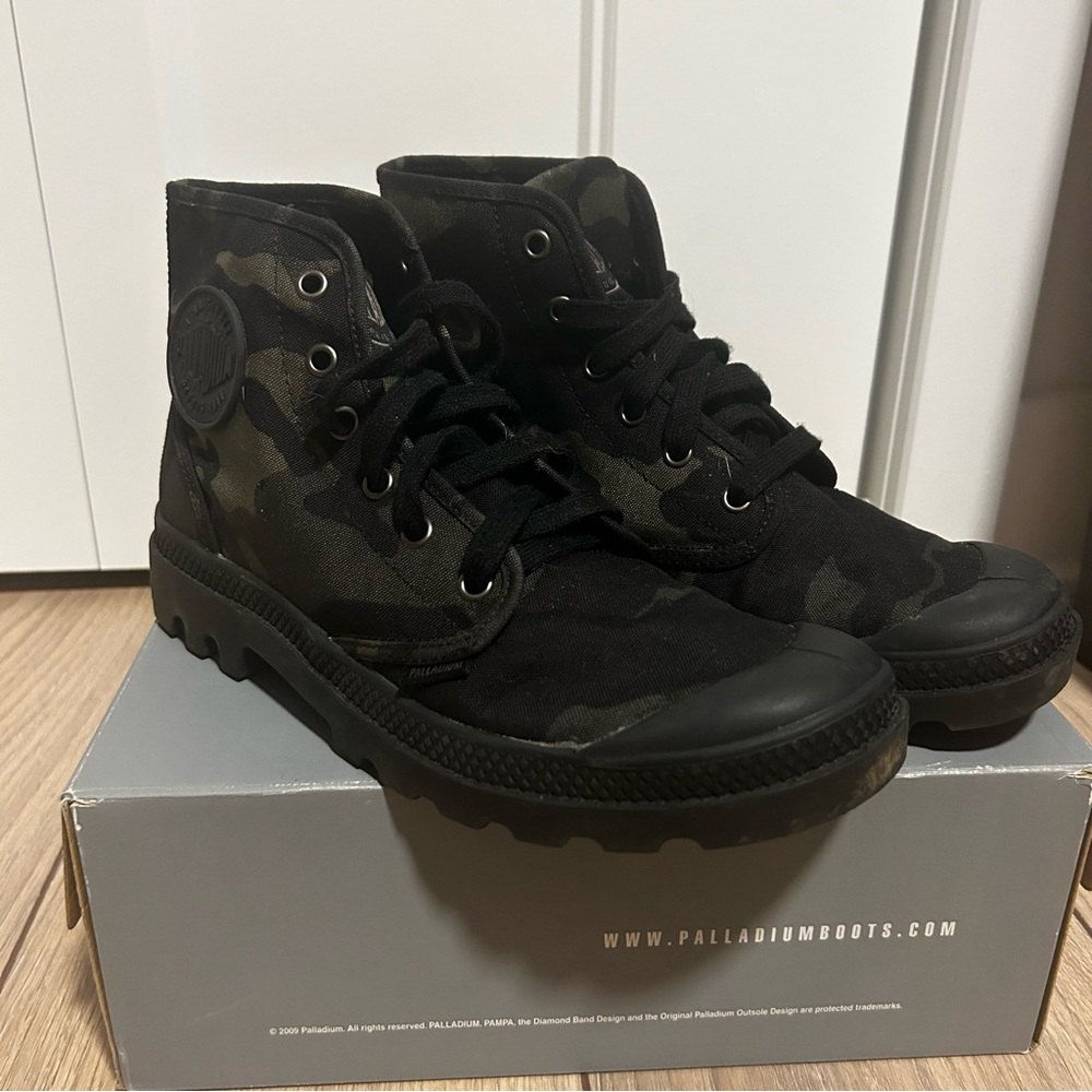 Palladium Pampa Hi Multicam Canvas Boots